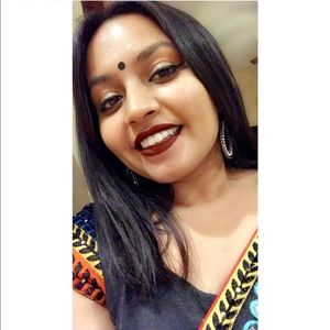 Meet your Posher, Dhvani