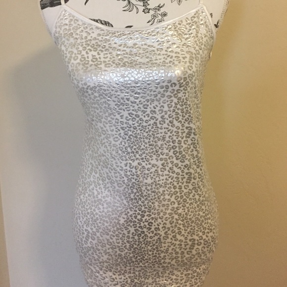 Tank top - Picture 3 of 4