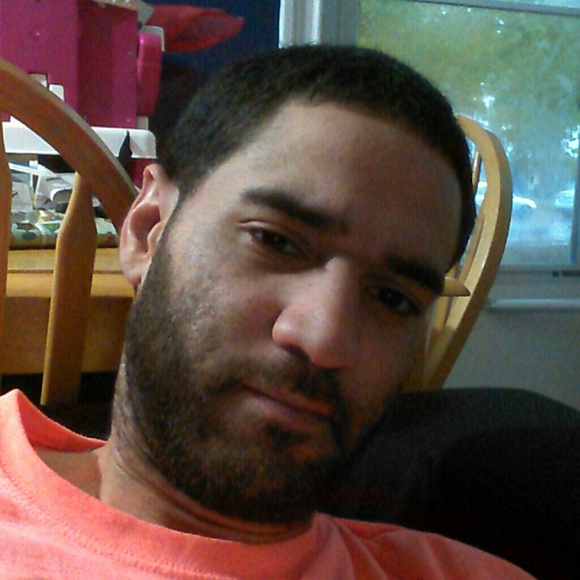 Meet your Posher, Wilberto - Picture 1 of 1