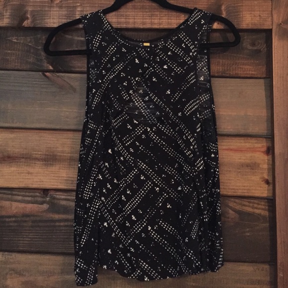 Free people key hole top