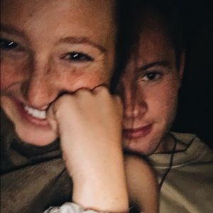 Meet your Posher, Mia