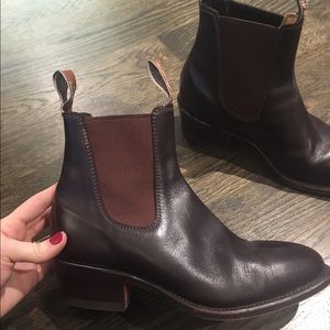 RM Williams Leather Chelsea Boots
