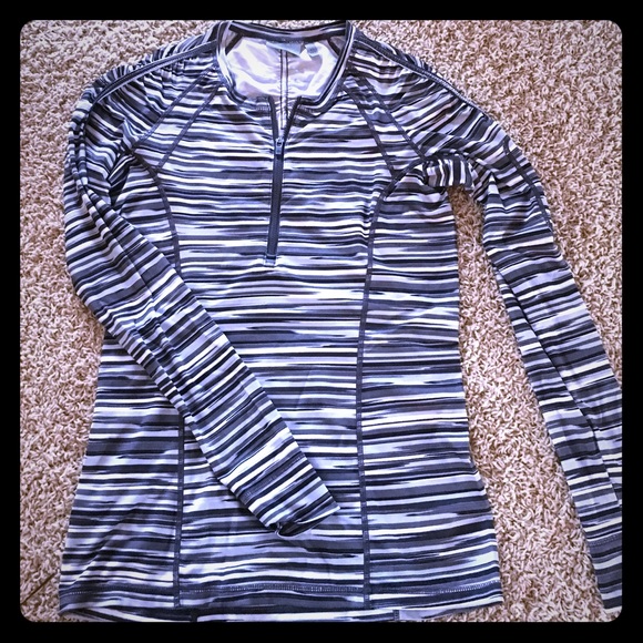 Athleta long sleeve shirt size xs