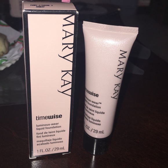 Mary Kay Foundation Ivory 2