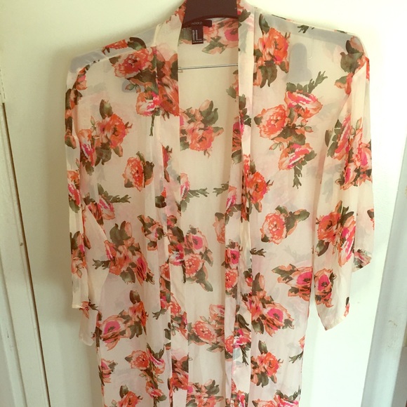 Forever 21 Long Floral Kimono