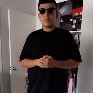 Meet your Posher, Gregory