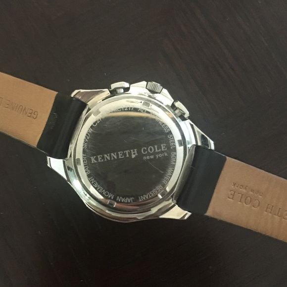 Kenneth Cole Men's Watch - Picture 3 of 3