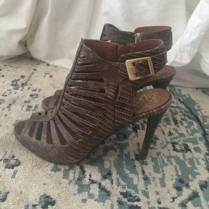 Vince Camuto textured sandal