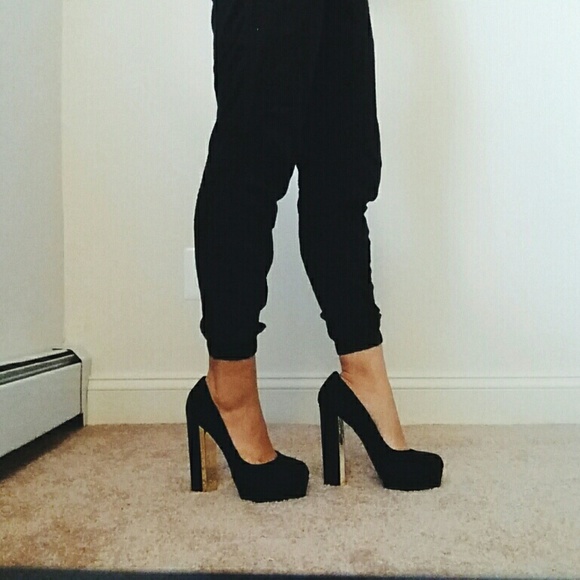 ALDO Vedronza Platform Pumps