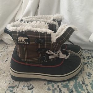 Women's plaid Sorel boot