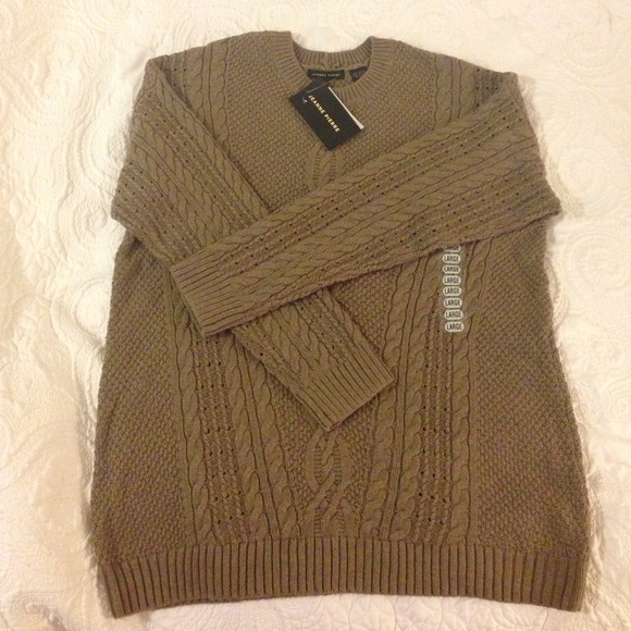 Cable knit sweater