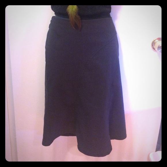 Stretchy Gray Pencil Skirt