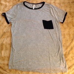 Soft gray tee!