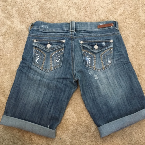 Bermuda jean shorts - Picture 2 of 3