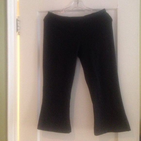 Lululemon yoga capris