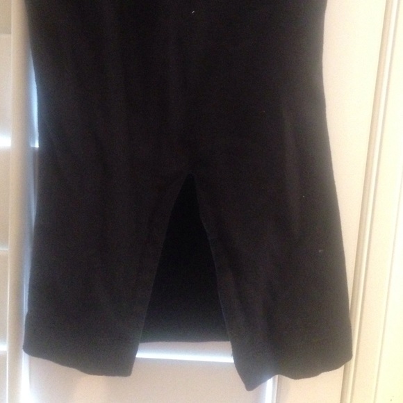 Lululemon yoga capris - Picture 2 of 3