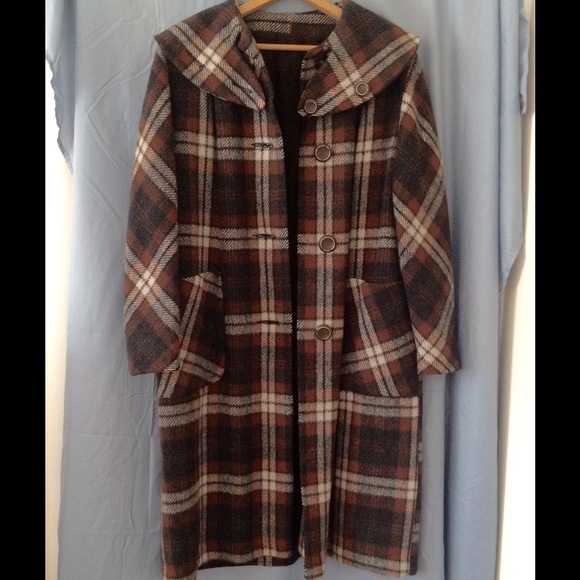 Beautiful vintage 60s/70s plaid coat - Picture 3 of 3