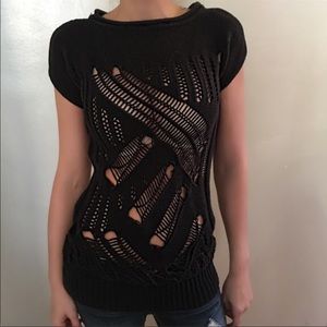 distressed/shredded short sleeve sweater