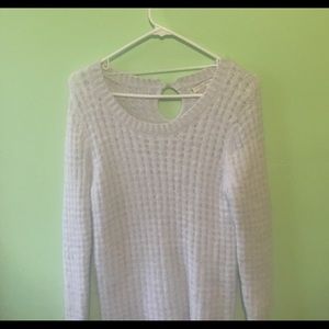 knit white top