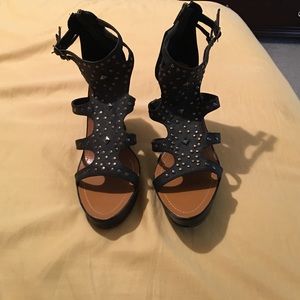 Black with gold accent platform sandals