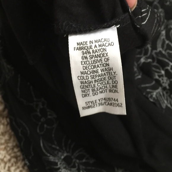 ❌sold❌Guess Dress - Picture 4 of 4