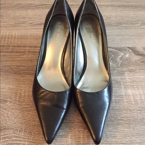 Women's Nine West 'Modiley' Black Pumps