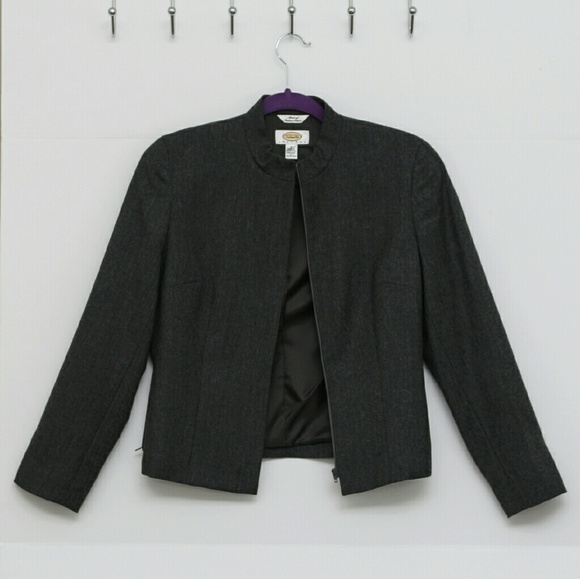 Gorgeous Talbots grey jacket - Picture 2 of 4
