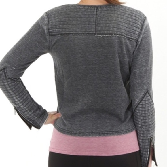 MoTo sweatshirt jacket ✨price firm - Picture 3 of 4