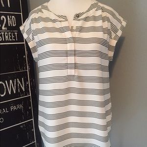 Black & white cap sleeve