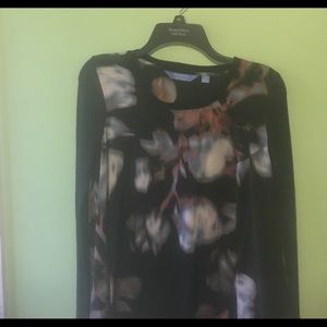 simply Vera black flowered top