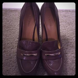 Nine West pumps/heels, size 7!