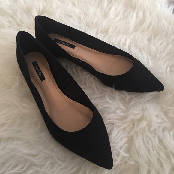 Forever 21 brand new flats - Picture 1 of 2
