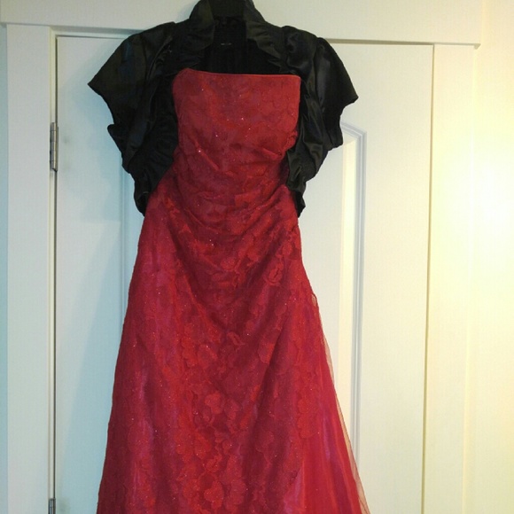 Red Lace Prom Dress