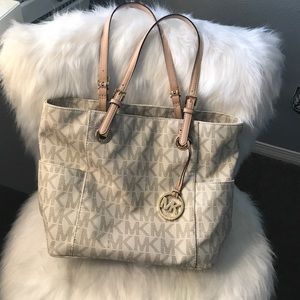 Michael Kors tote