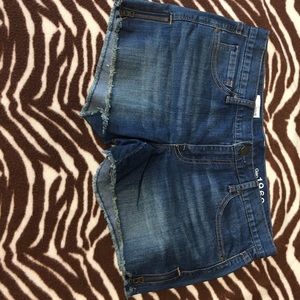 Gap cut off jean shorts w/zippers on sides