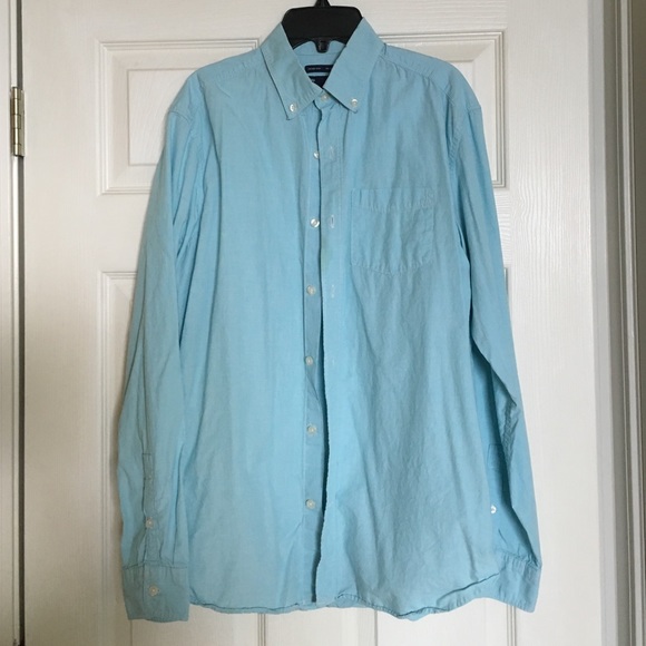 GAP men's shirt