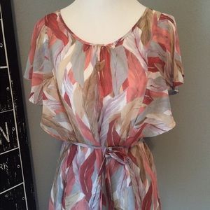 Chiffon Feather print ruffle blouse