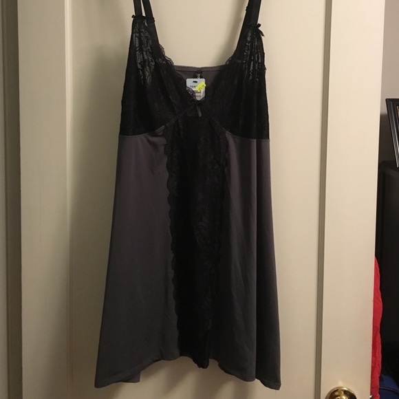 Black lace and grey chemise