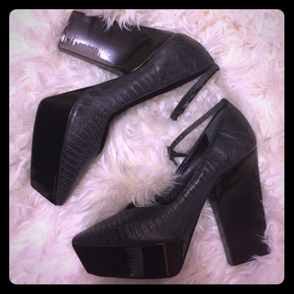NIB Jil Sander platform pumps w/ ankle strap
