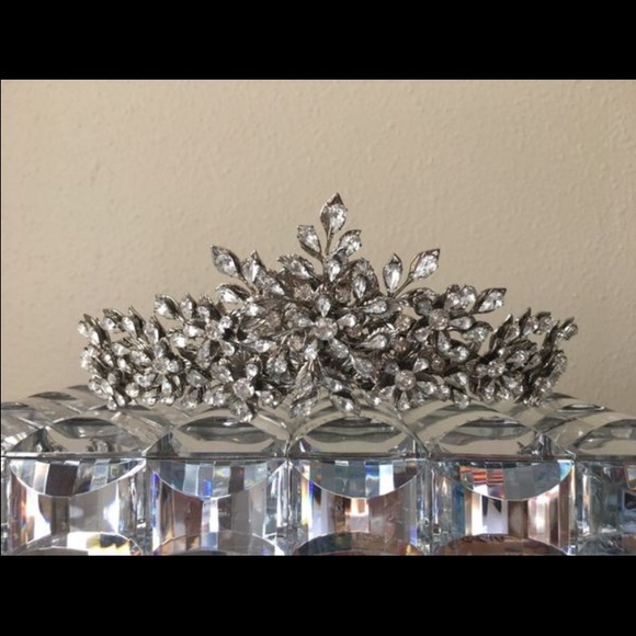 Cheap Swarovski custom made tiara