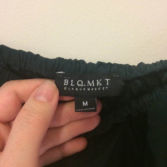 Blaque Market Skirts - Very Lightweight, Flowy Dark Green Skirt Blaque Market Skirts - Very Lightweight, Flowy Dark Green Skirt