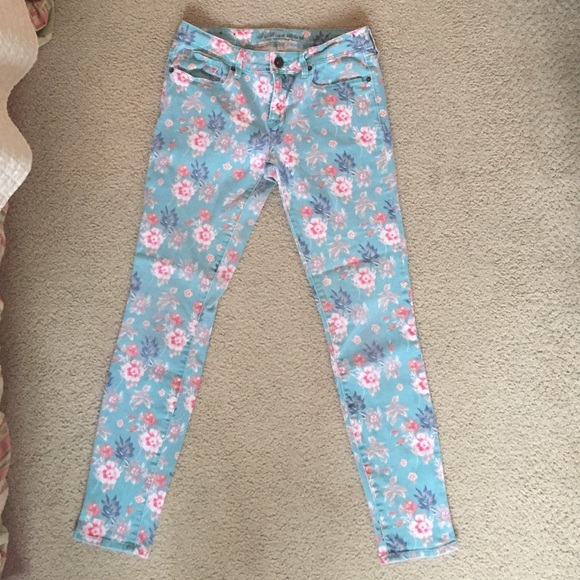 Pacsun Floral Capri Jeans