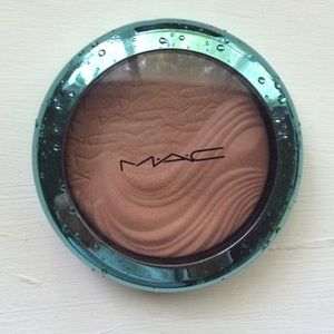 MAC Aphrodite's Shell Extra Dimension Bronzer