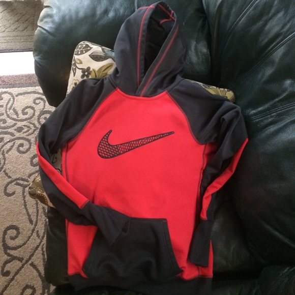 Nike thermafit hoody sz S