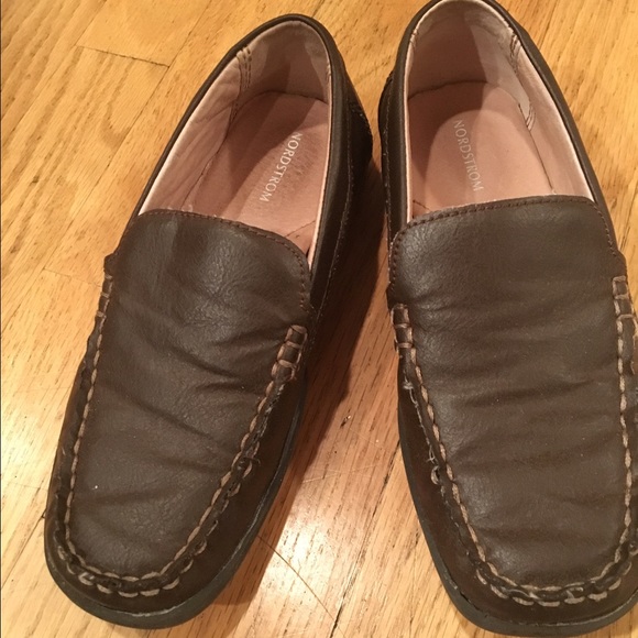 Leather like Nordstrom youth boys loafers