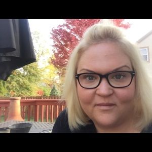 Meet your Posher, Mandy