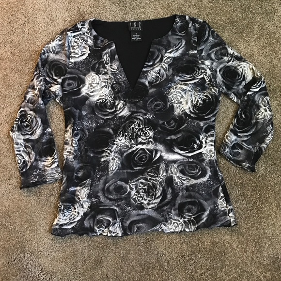 INC 3/4 sleeve black and white top