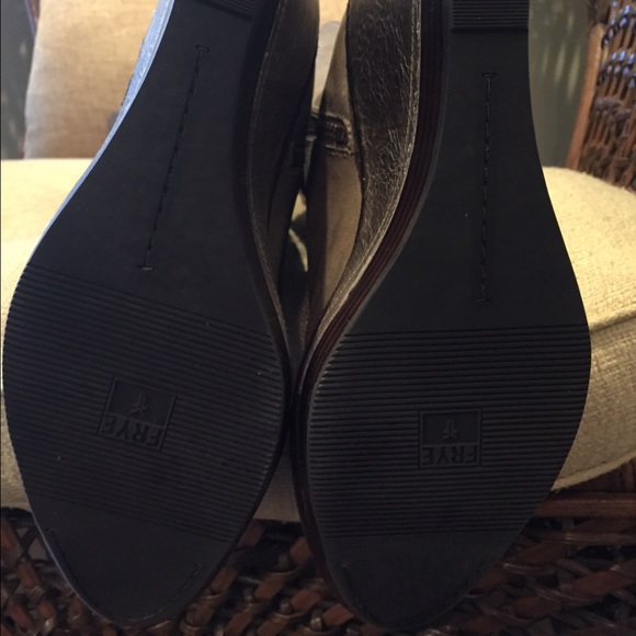 Frye size 8 1/2 boots - Picture 2 of 4