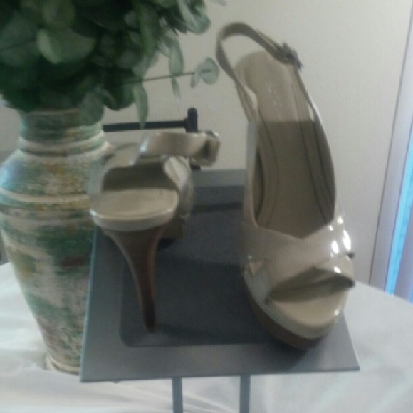 BCBG Bone Patent Leather Heels - Picture 2 of 3