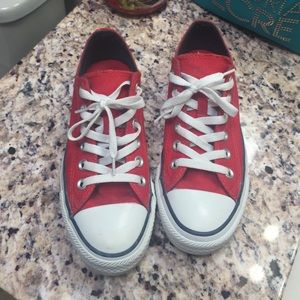 Red converse ❤️